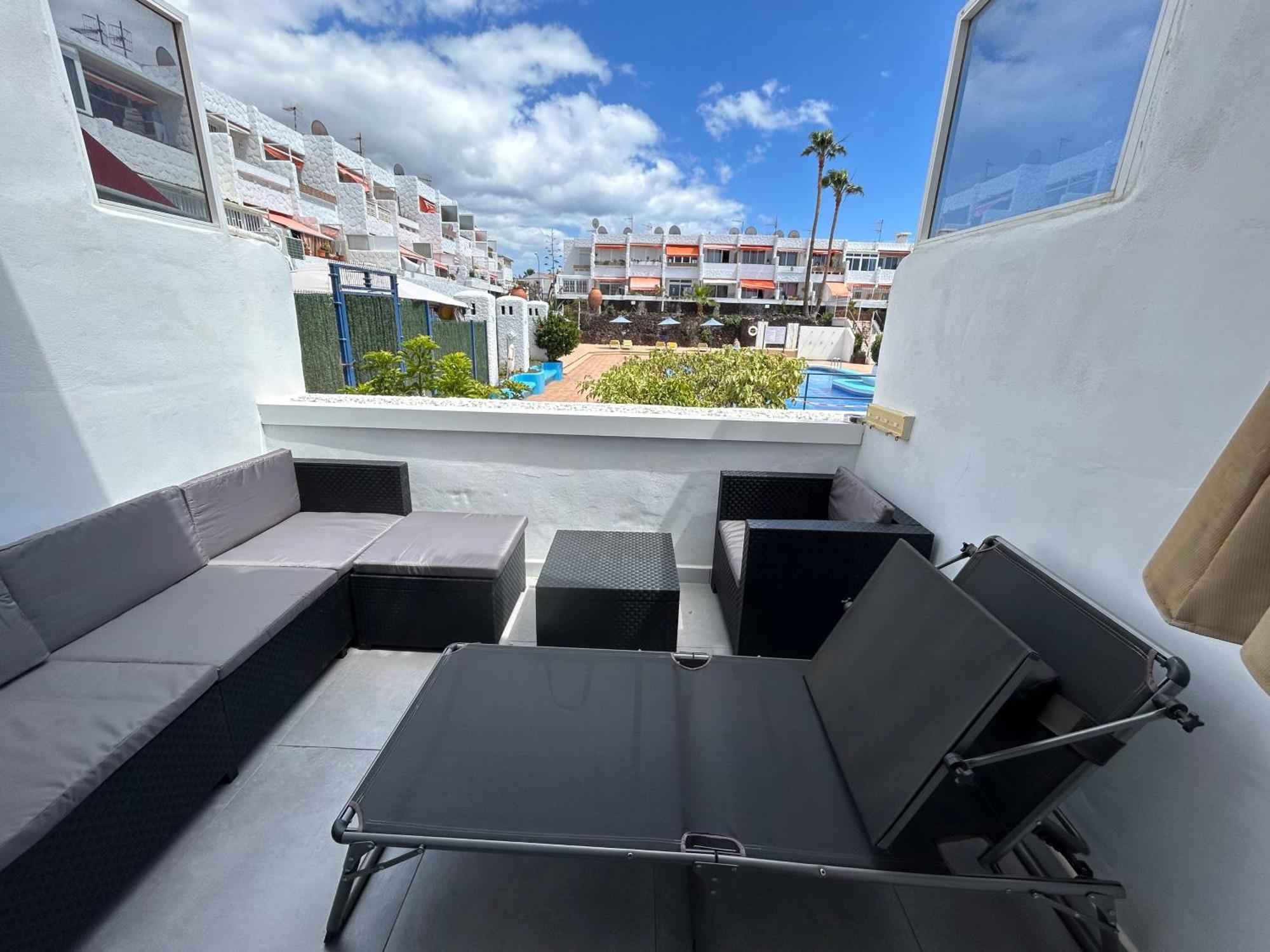 Sunny Apt With Terrace Coastal Area South Arona Arona  Exterior photo